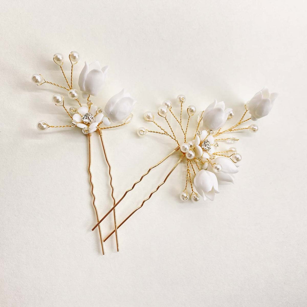 Braut Haarnadel 2er Set "Golden Flower" Porzellanblüten mit Kristallen und Perlen | Handmade Hochzeit